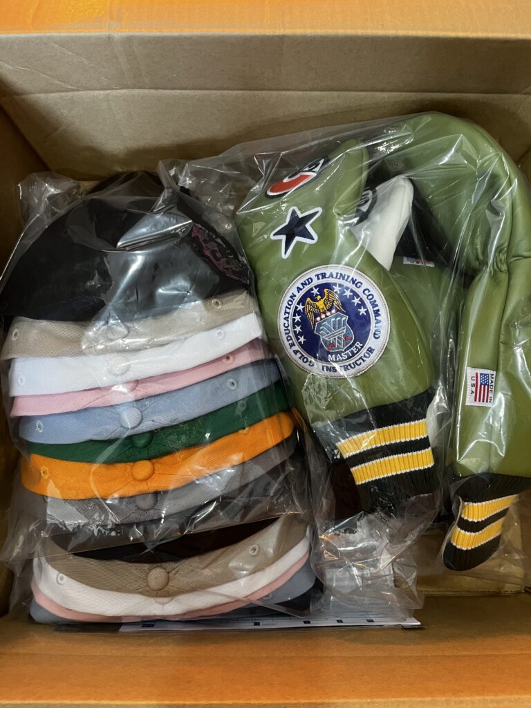 イエローロブスターCAP＆ヘッドカバーが入荷いたしました。