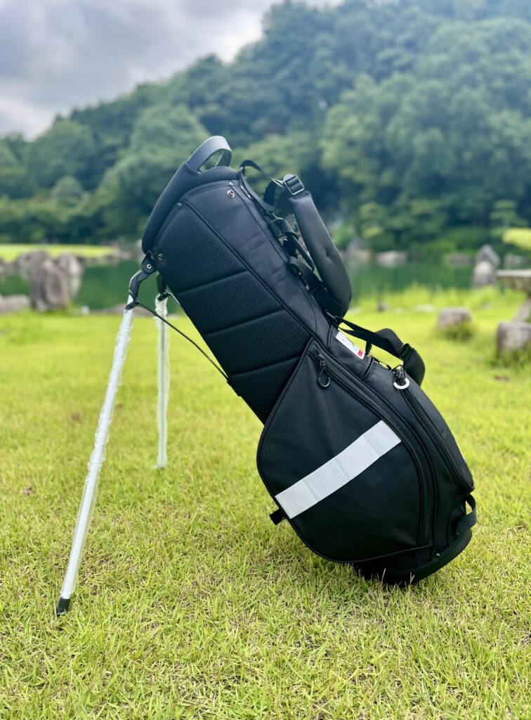 シンプルなフォルムでかっこいいです。