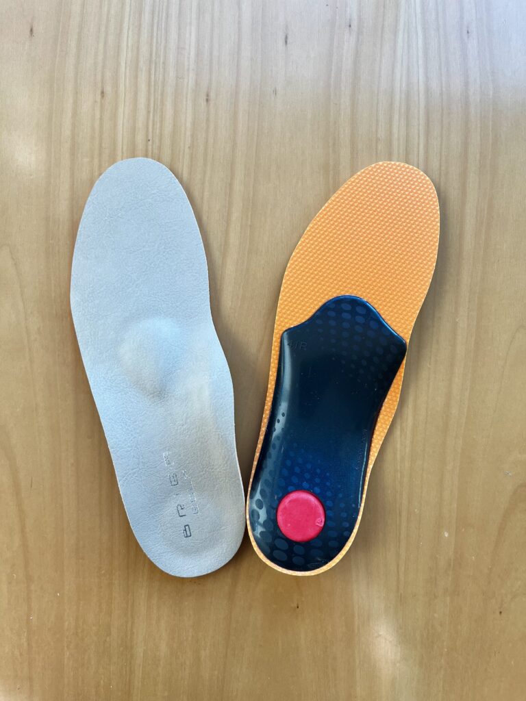 低反発素材が気持ち良いです。