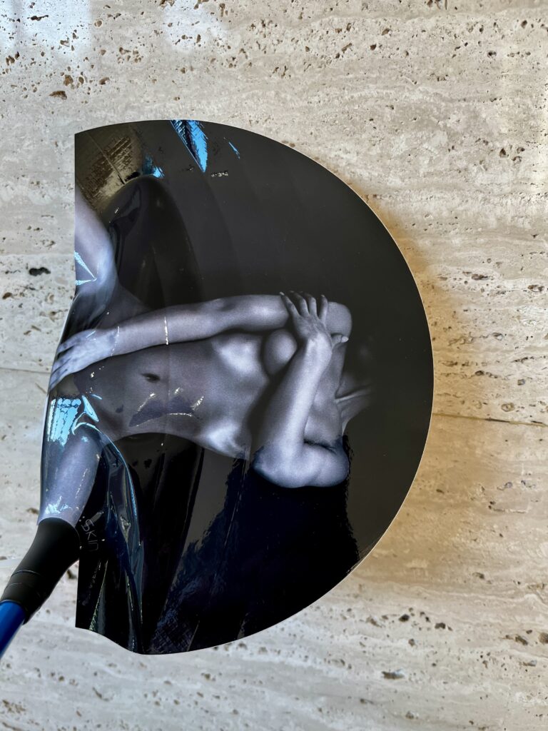 トルソモノクロセクシーデザインF1264です。