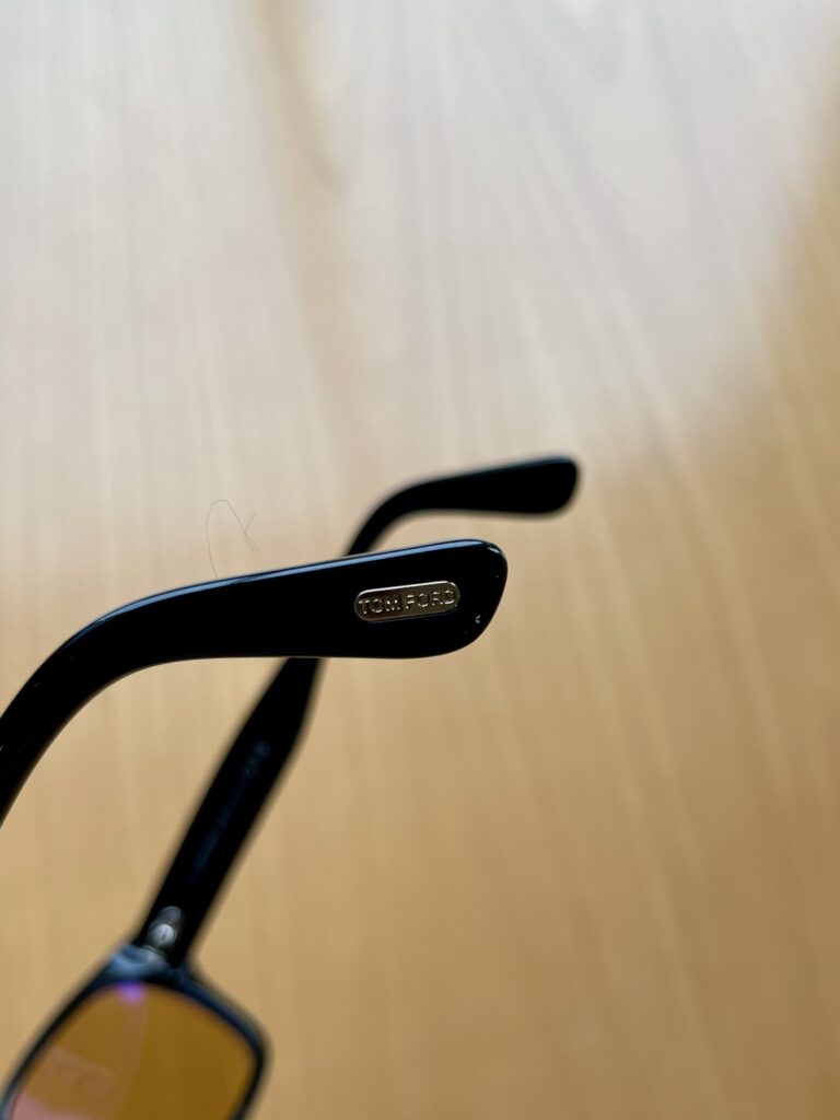 ロゴが埋め込まれてます。