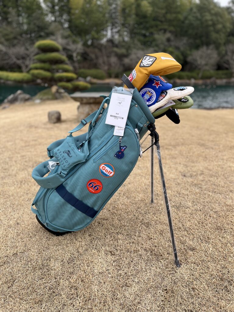 大人気イエローロブスターキャディバッグナイロンタイプオーシャンサイドブルーです。