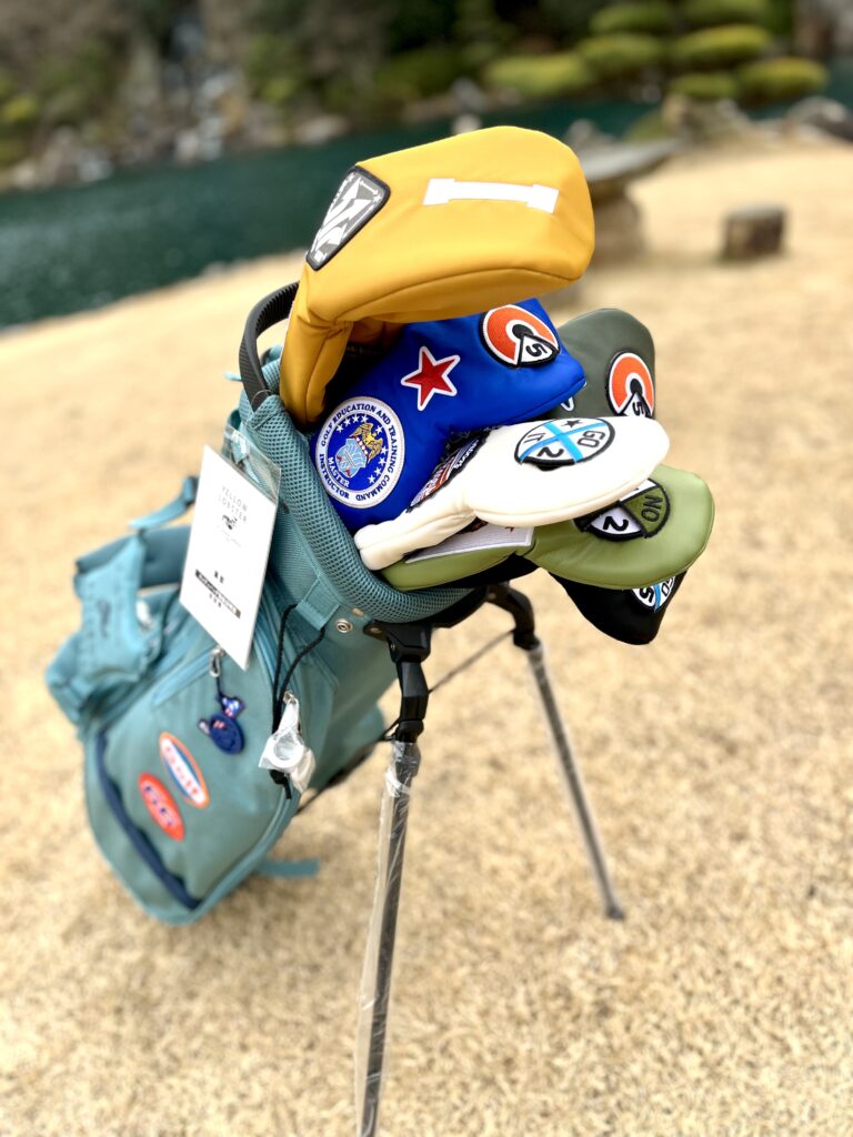 ランダムカラーのヘッドカバーがよく合いますよ。