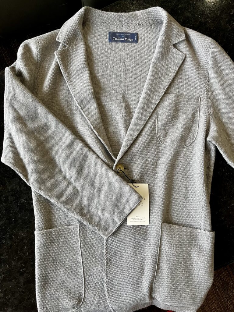 TRE OTTOジャケットSSモデル　グレーでございます。