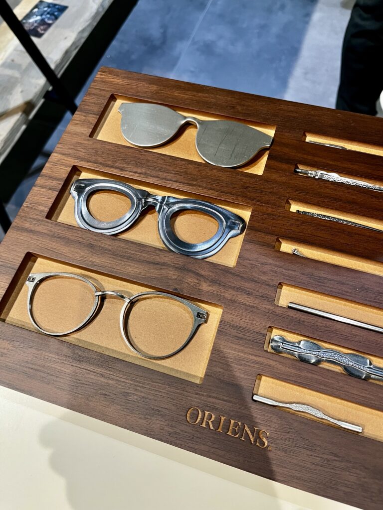 知覧をこの細さまで削りだすんですよねー。