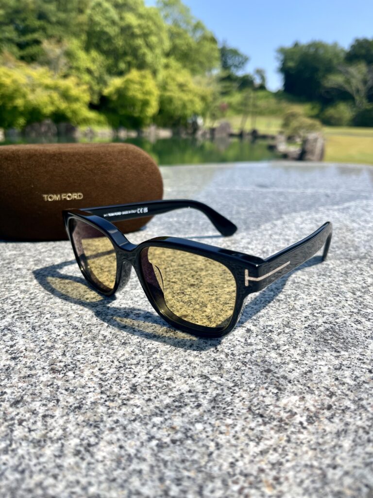 FT6071DB 少し太めのフレームがかっこいいですね！